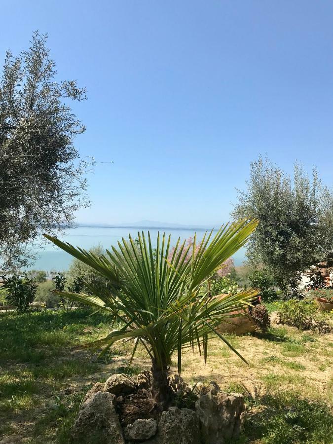 باسّينيانو سول تْرازي B&B Torre Del Lago Trasimeno المظهر الخارجي الصورة