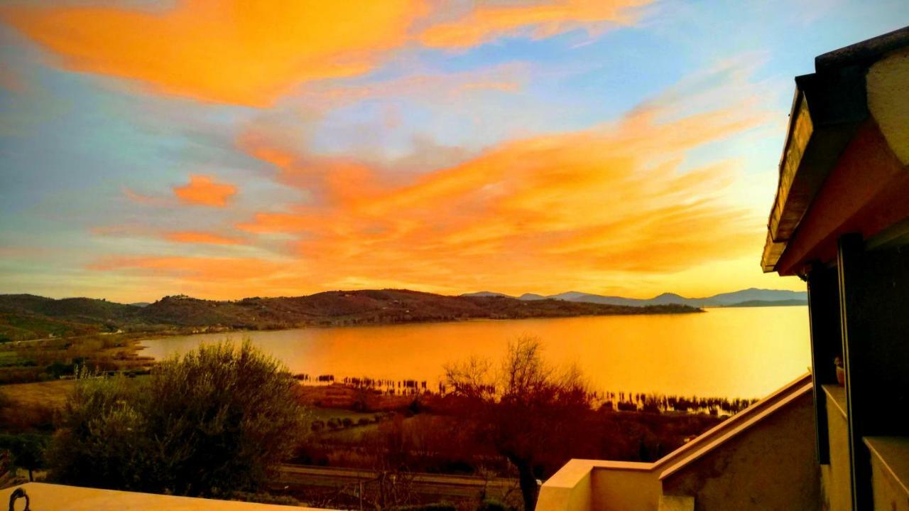 باسّينيانو سول تْرازي B&B Torre Del Lago Trasimeno المظهر الخارجي الصورة