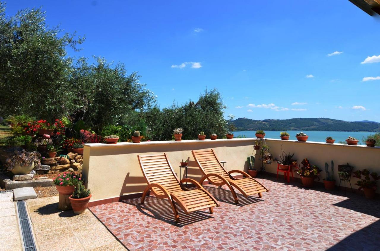 باسّينيانو سول تْرازي B&B Torre Del Lago Trasimeno المظهر الخارجي الصورة