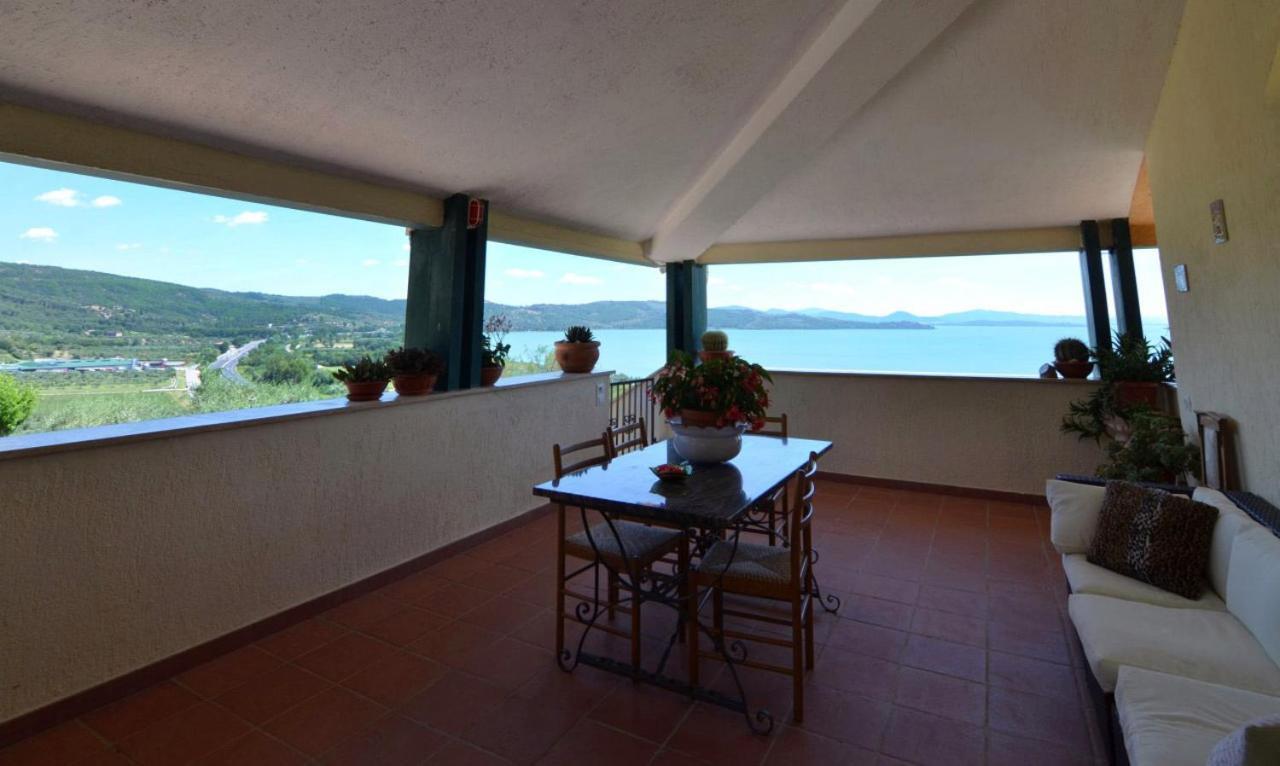 باسّينيانو سول تْرازي B&B Torre Del Lago Trasimeno المظهر الخارجي الصورة